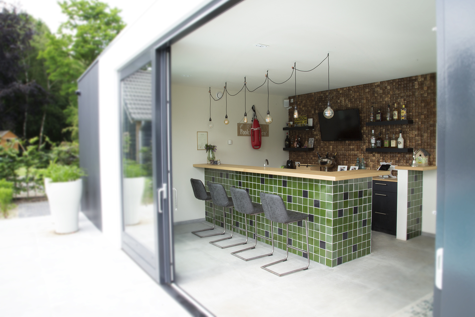 硬核混凝土功能房：抗冲击测试碾压传统材质，让移动空间有‘家’的安全感(图3)